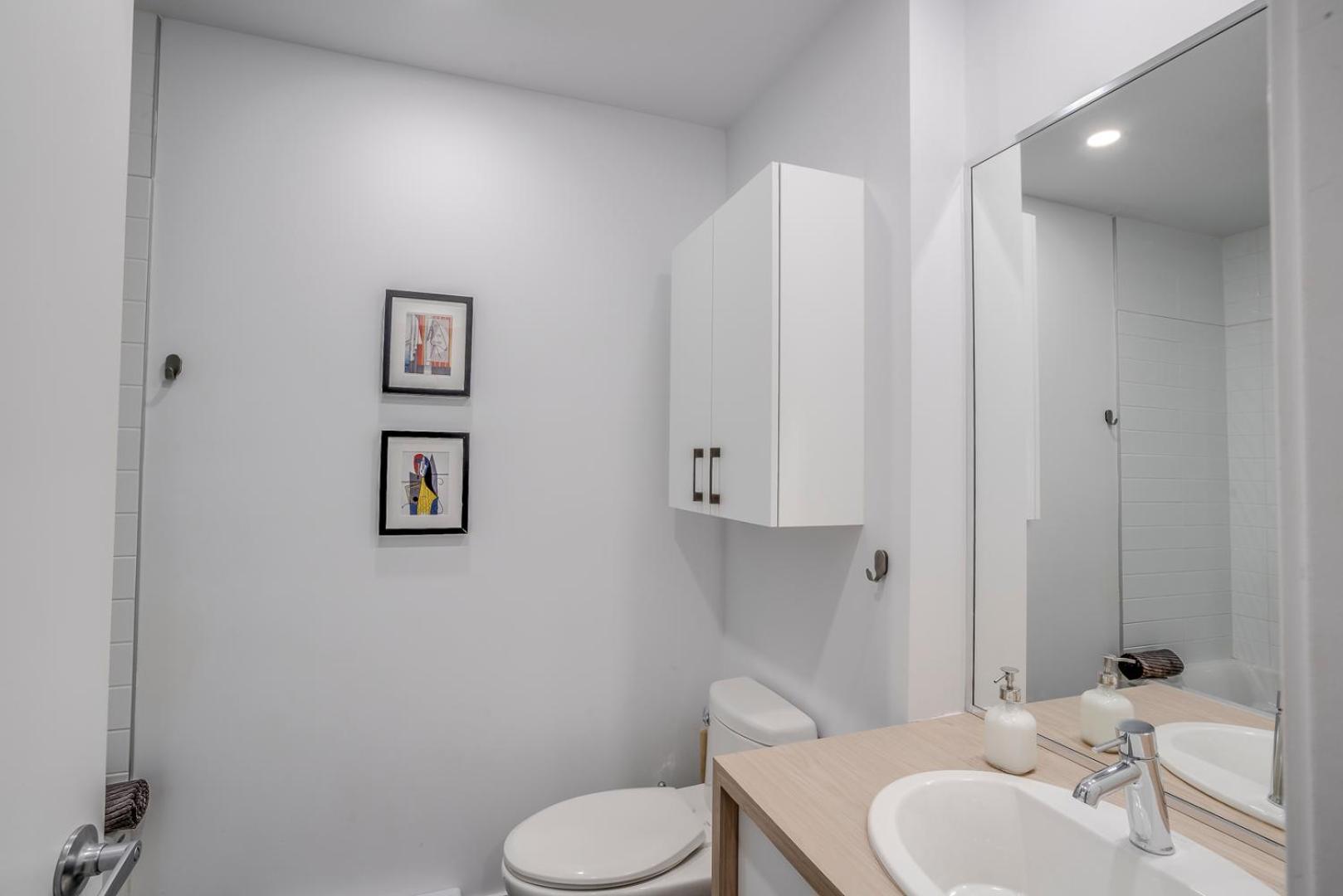 Le Studio Picasso "Parking Inclus" Квебек Екстериор снимка